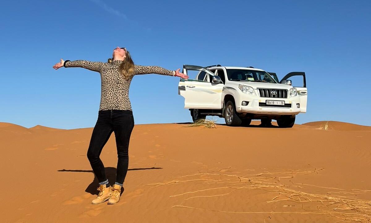 Driving through sand dunes in Morocco – best time to visit Morocco for tours and travel tips